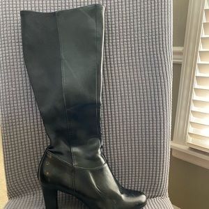 Dress boot